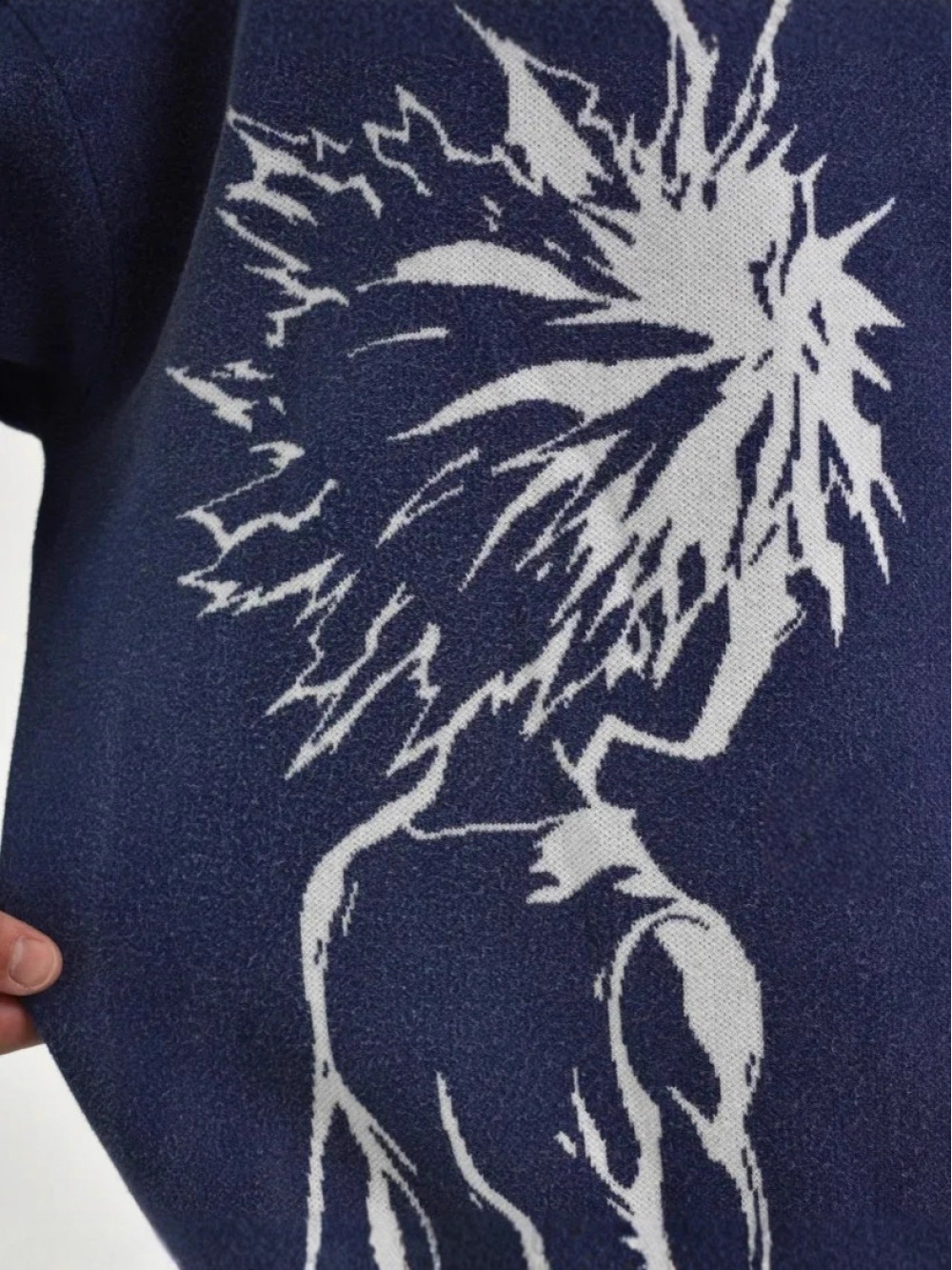 Anime Jacquard Graphic Sweater – Embroidery Thread Yarn recenzja i cena