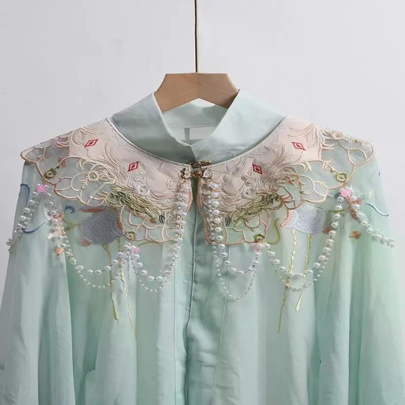 Traditional Chinese Hanfu with – Embroidery Horse recenzja i cena