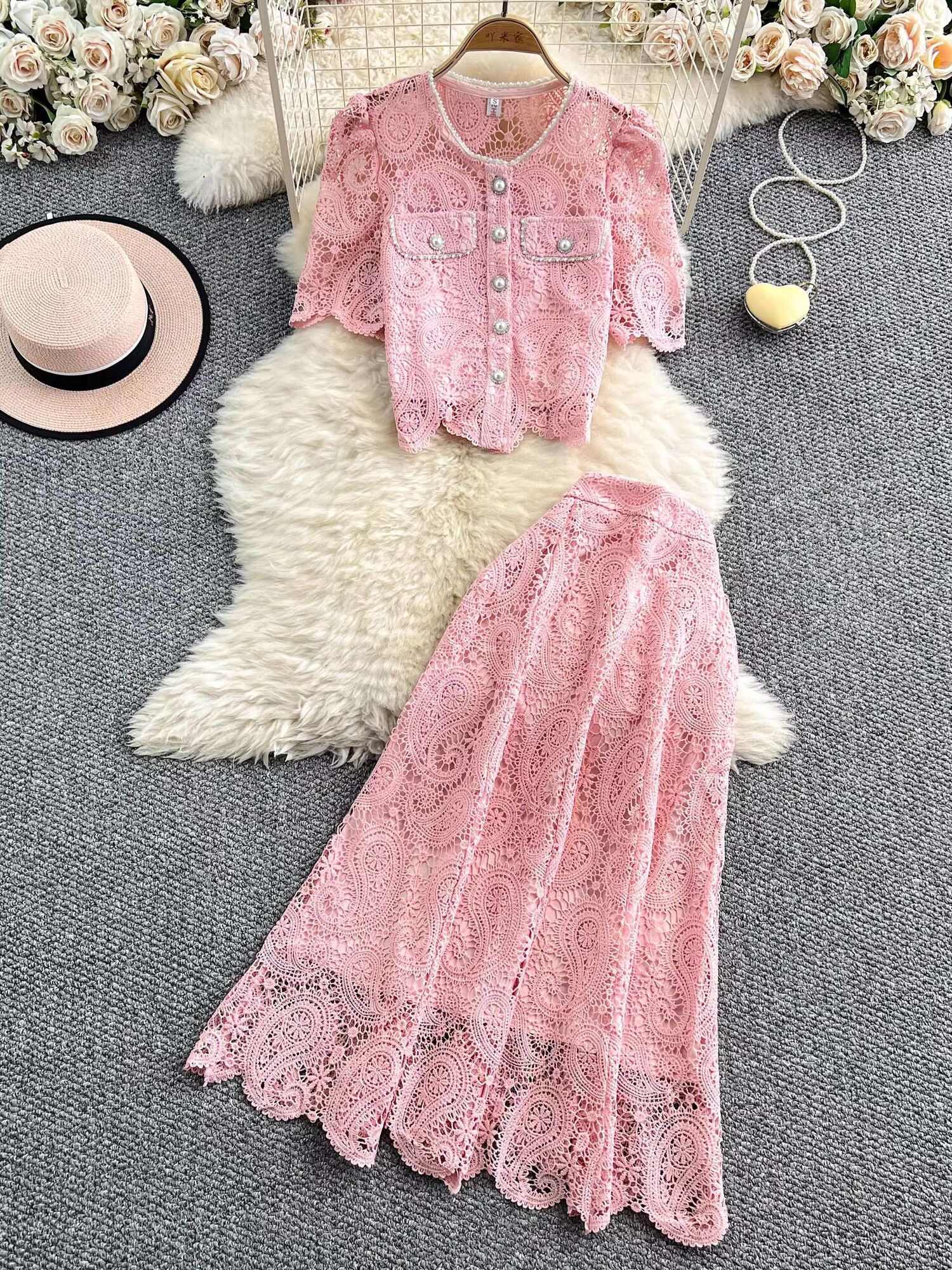 Elegant Pearl Long Dress Suits – Embroidery Uniforms recenzja i cena