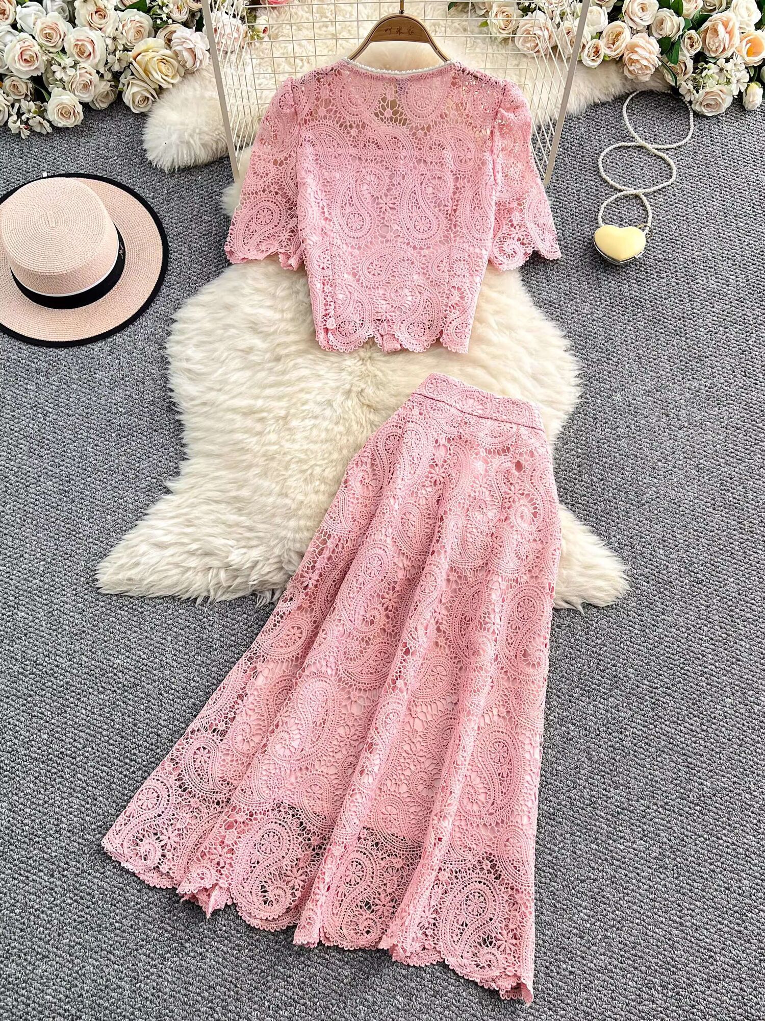 Elegant Pearl Long Dress Suits – Embroidery Uniforms recenzja i cena
