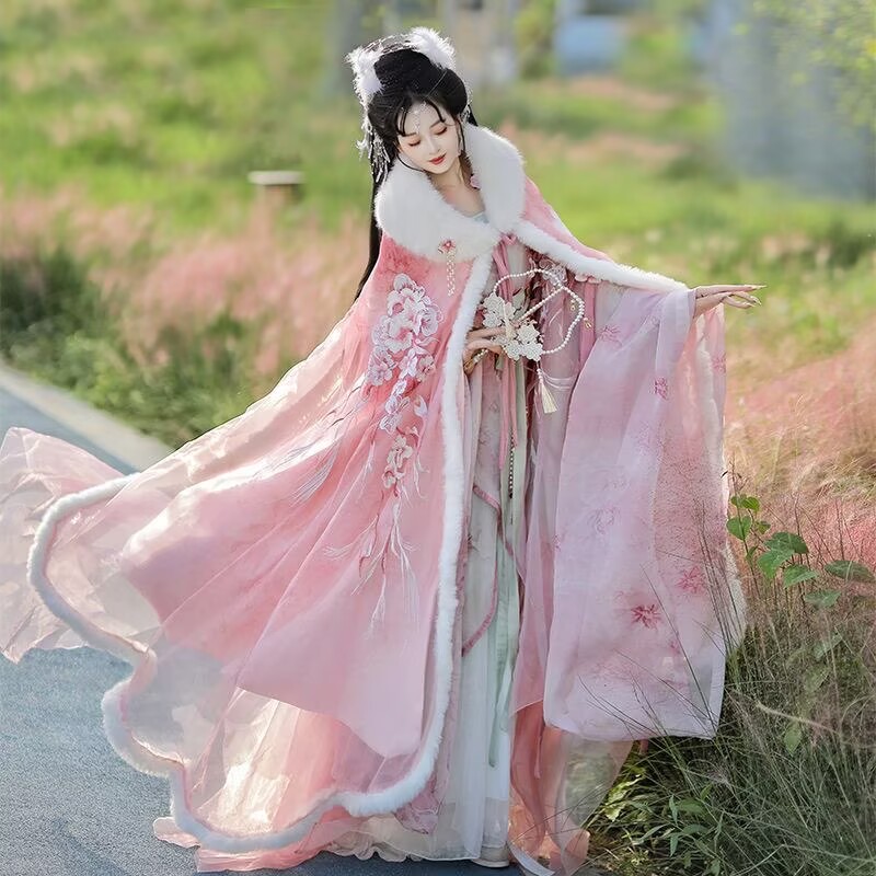 Pink&Red Hanfu Cloak Dress Wom – Embroidery Xmas recenzja i cena